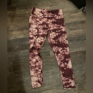 Women’s pattern leggings size XL